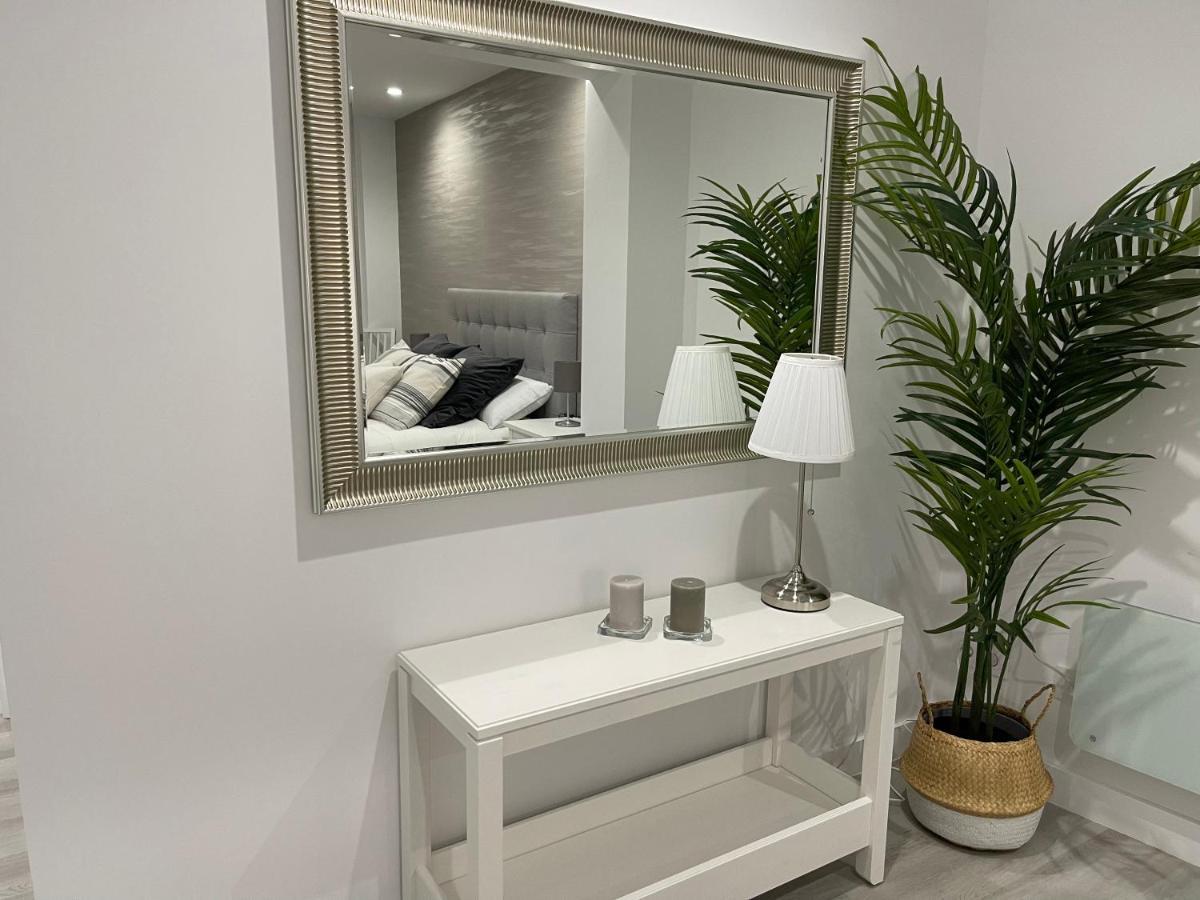 Oktheway Old Town Apartment โอโกรูญา ภายนอก รูปภาพ