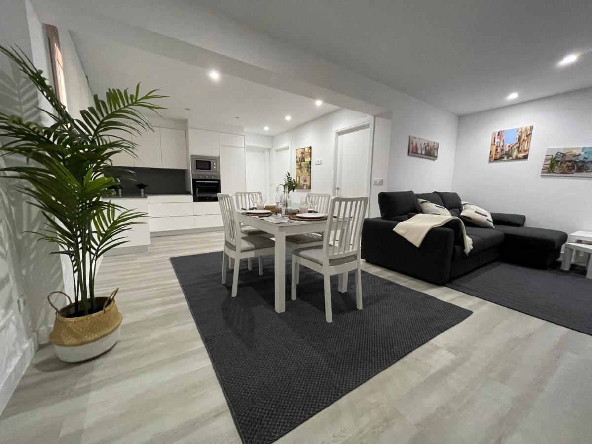Oktheway Old Town Apartment โอโกรูญา ภายนอก รูปภาพ