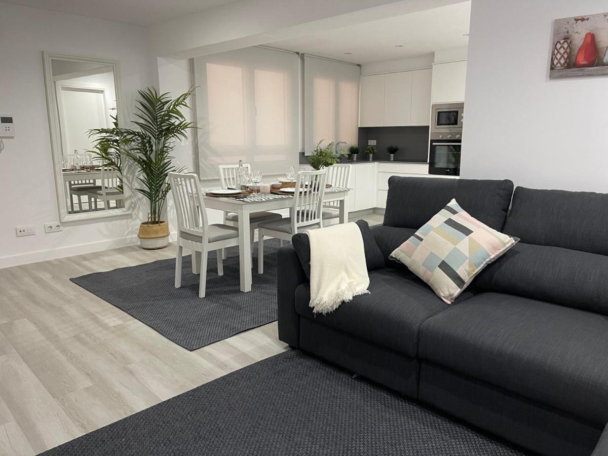 Oktheway Old Town Apartment โอโกรูญา ภายนอก รูปภาพ