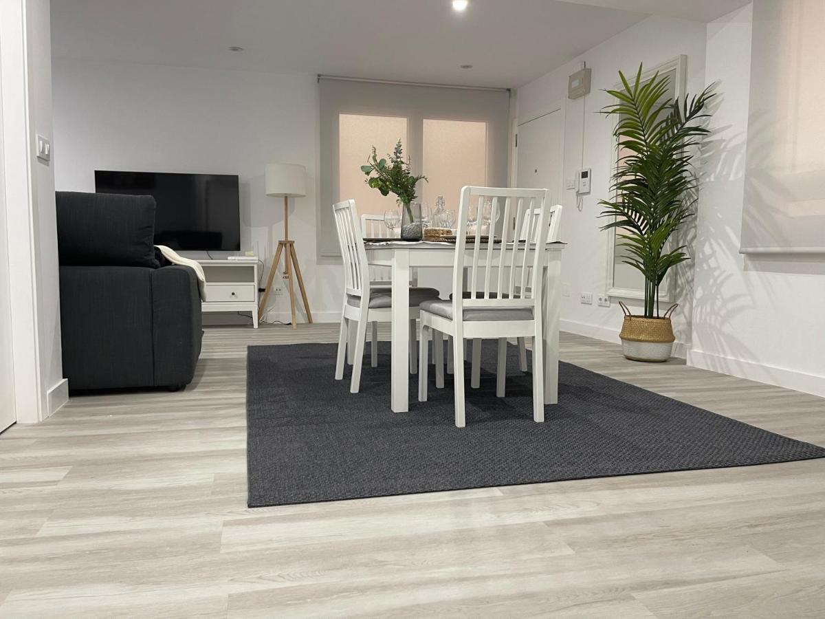 Oktheway Old Town Apartment โอโกรูญา ภายนอก รูปภาพ